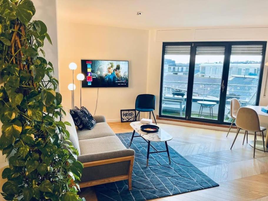 Luxury 1 Bedroom In Center With Terrace & Parking-51B Luxembourg Bagian luar foto